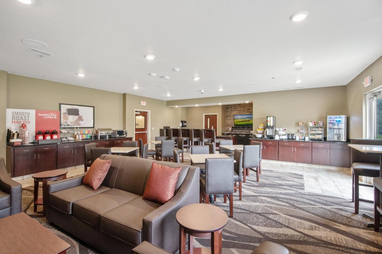 Cobblestone Hotel & Suites - Austin Exterior foto