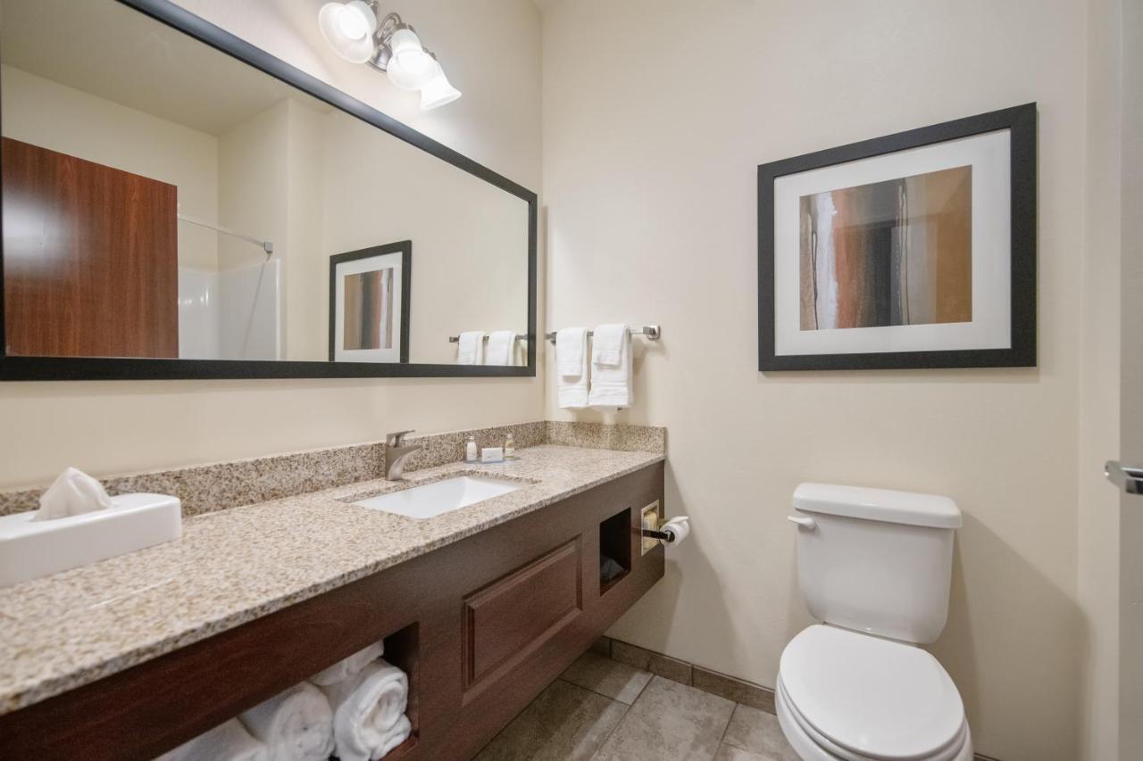 Cobblestone Hotel & Suites - Austin Exterior foto